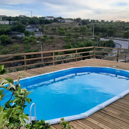 Δωμάτια σε οικογενειακή κατοικία Andar Moradia T2 Na Casa Do Olival *