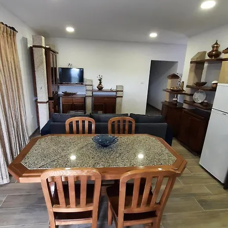Casa Do Olival - Andar Moradia T2 Homestay