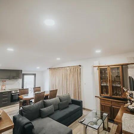 ホームステイ Andar Moradia T2 Na Casa Do Olival São João da Pesqueira