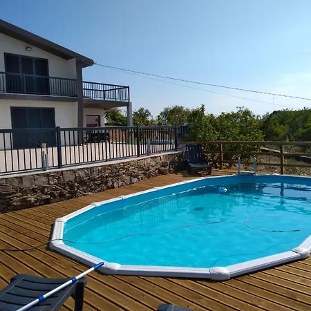 Проживание в семье Casa Do Olival -