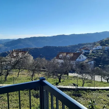 ホームステイ Andar Moradia T2 Na Casa Do Olival São João da Pesqueira