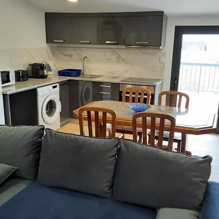 Andar Moradia T2 Na Casa Do Olival ホームステイ