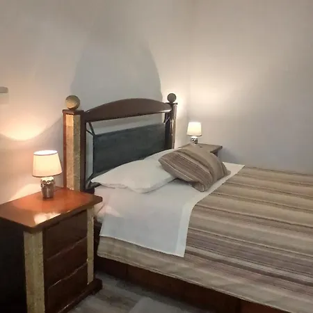 Andar Moradia T2 Na Casa Do Olival Δωμάτια σε οικογενειακή κατοικία São João da Pesqueira