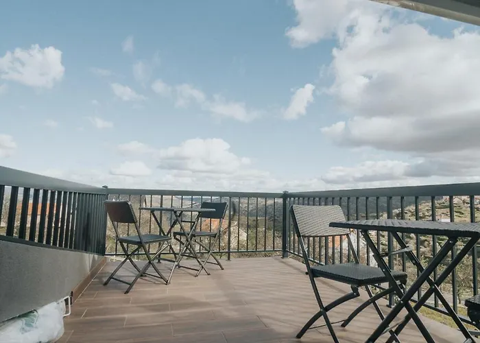 Andar Moradia T2 Na Casa Do Olival *